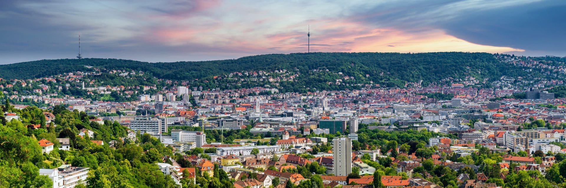 Wasserschaden in Stuttgart? - Eine Fachfirma für die Leckortung / Leckageortung finden Sie über die Deutsche Schadenshilfe! (© Manuel Schönfeld / stock.adobe.com) Wasserschaden in Stuttgart? - Eine Fachfirma für die Leckortung / Leckageortung finden Sie über die Deutsche Schadenshilfe! (© Manuel Schönfeld / stock.adobe.com)