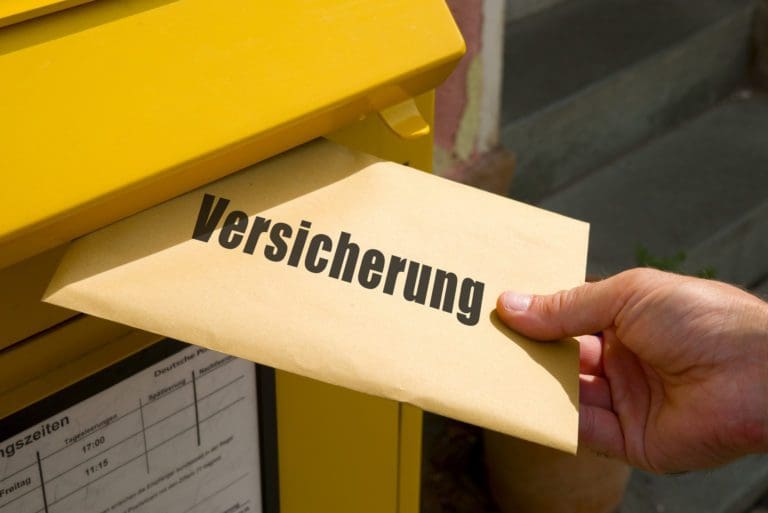 Schadensmeldung Formular Der Versicherung einen Schaden melden